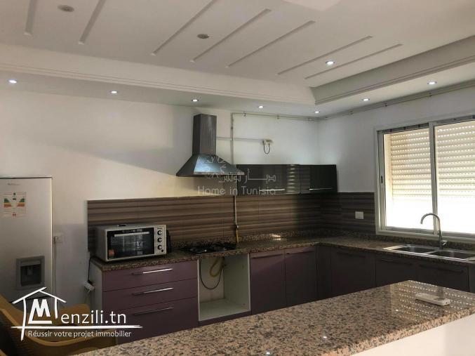 A louer appartement S+3 pieds dans l'eau à Tantana