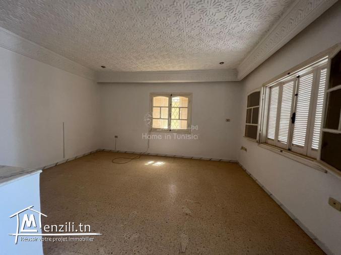 Villa à vendre à Cité Riadh