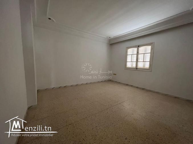 Villa à vendre à Cité Riadh