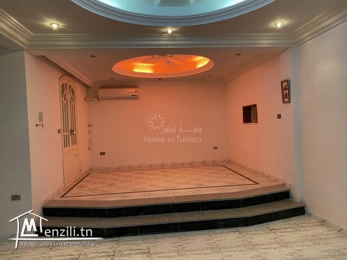 A louer rez-de-chaussée d'une villa à Sahloul 2
