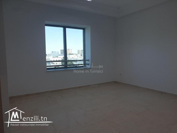 Location bureau S+2 à Cité Jaouhara