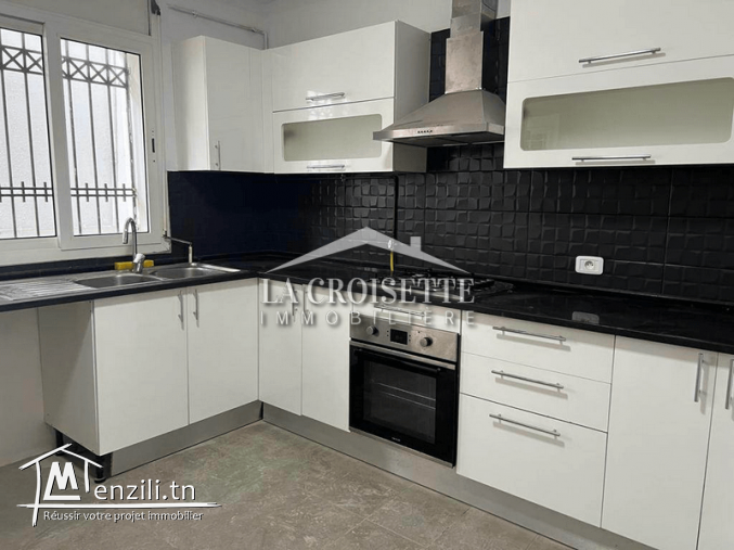 Villa S+5 vue mer à La Marsa MVL1275