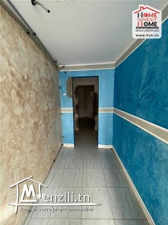 Dépôt Natalya à Louer à L'Aouina