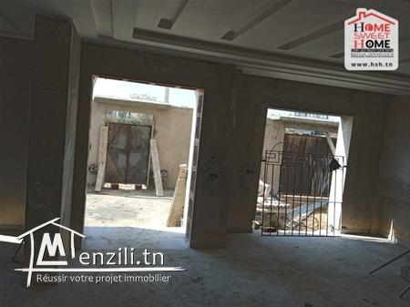 Villa Bianca à Vendre à La Soukra