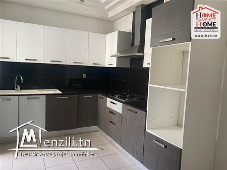 Bureau Stella à Louer aux Berges du Lac 2