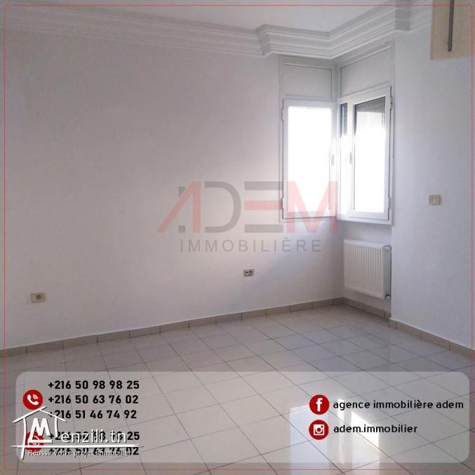 Bel appartement S2 de haut standing à Khzema EST