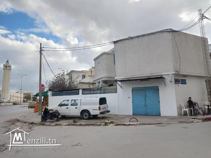 Villa + 3 garages a vendre a lacagna, vu sur autoroute