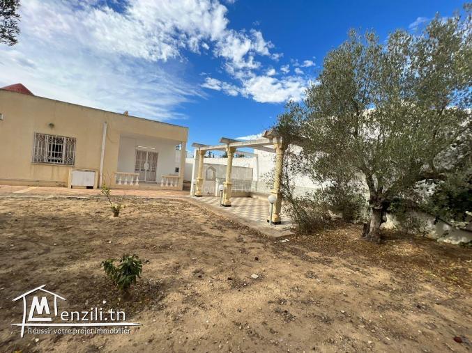 A vendre villa à Chott Meriem