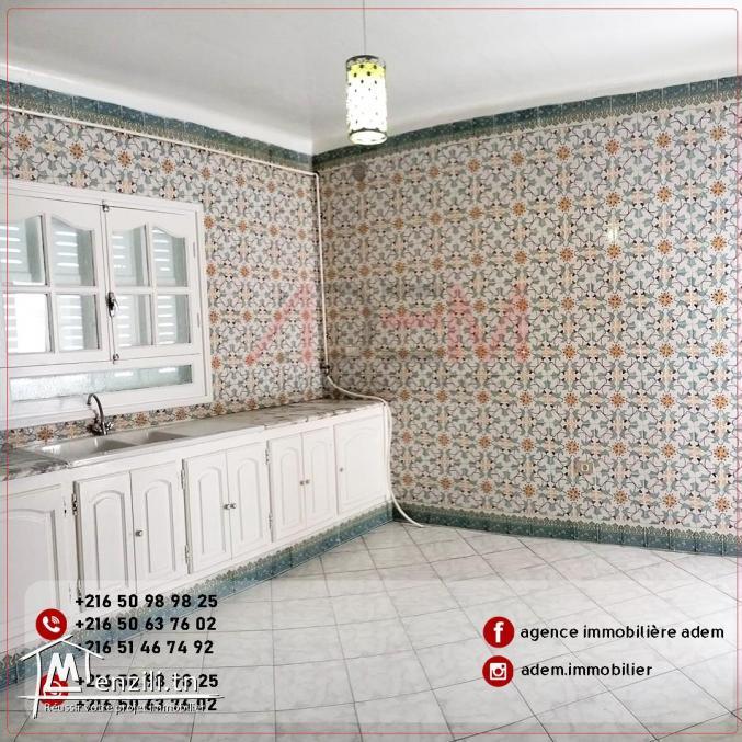 Spacieux étage de villa S3 à Khzema EST