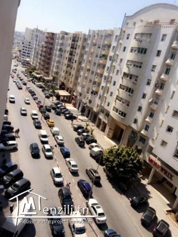 À vendre appartement s+2 à cité ennasr 2