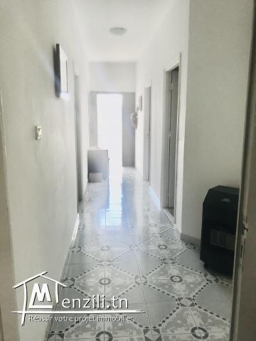 A vendre un étage d’une villa bardo