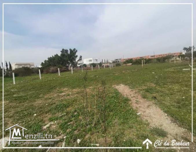 terrain à rue du parc la soukra