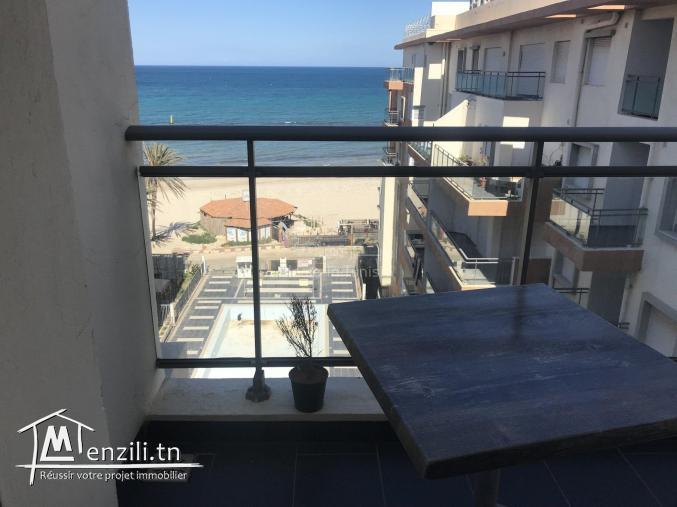 A vendre sublime duplexe S4 front mer