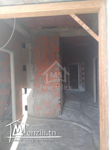 Villa inachevée avec jardin à vendre 51355351