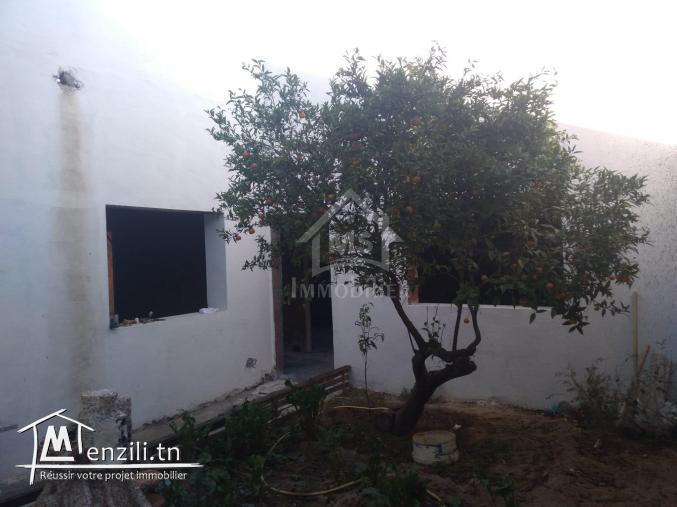 Villa inachevée avec jardin à vendre 51355351