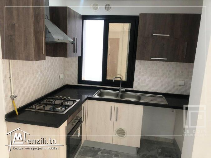 A vendre un bel appartement S+2 avec piscine