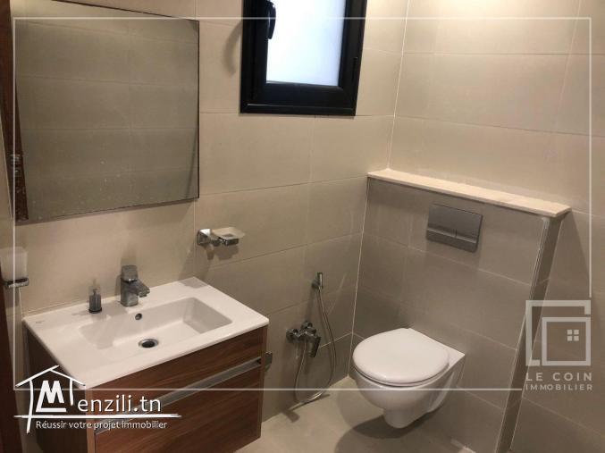 A vendre un bel appartement S+2 avec piscine