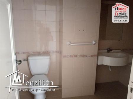 Etage de Villa Antonia à Louer à Sidi Daoud