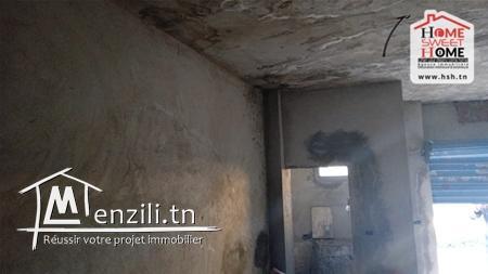 Local Aline à Louer à Bhar Lazreg