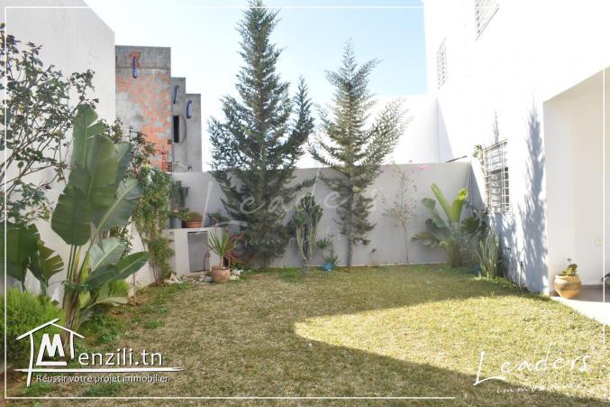 #A_VENDRE Une Villa 3S+5 à Chotrana 3  ????