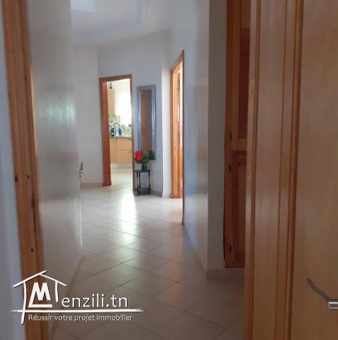 A vendre Grande villa avec jardin + Étage indépendant S+5