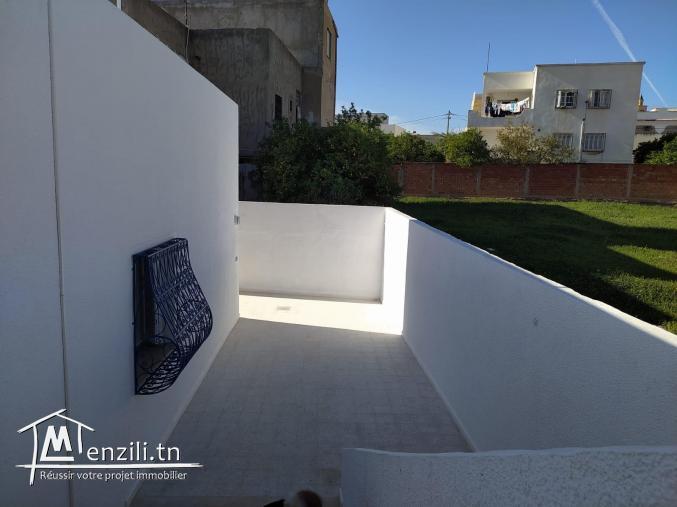 A vendre Villa plain-pied  rénovée avec studio