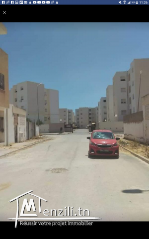 Occasion en or à Nour jaafar