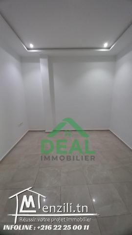 On vous propose à la LOCATION au cœur de M’saken un très beau BUREAU