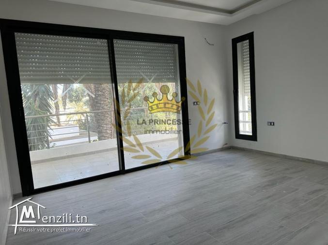 Location - Duplex S+3 avec jardin à la Soukra