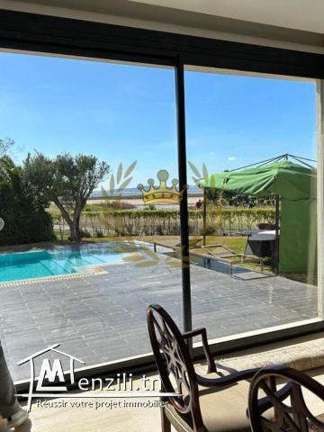 Location - Villa S+3 avec piscine au Golf de Gammarth