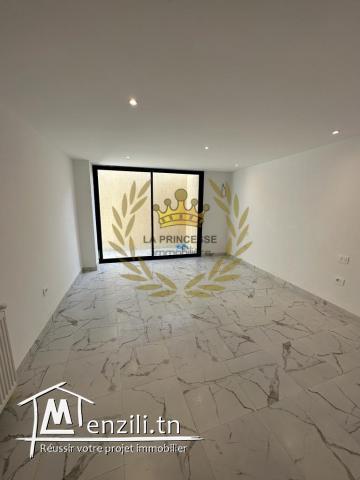 Location – Appartement S+2 au Golf de Gammarth