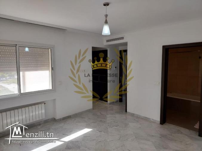 Location - Duplex S+5 avec jardin à cité elkhalil