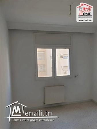 Appart Eduard à Louer à L'Aouina