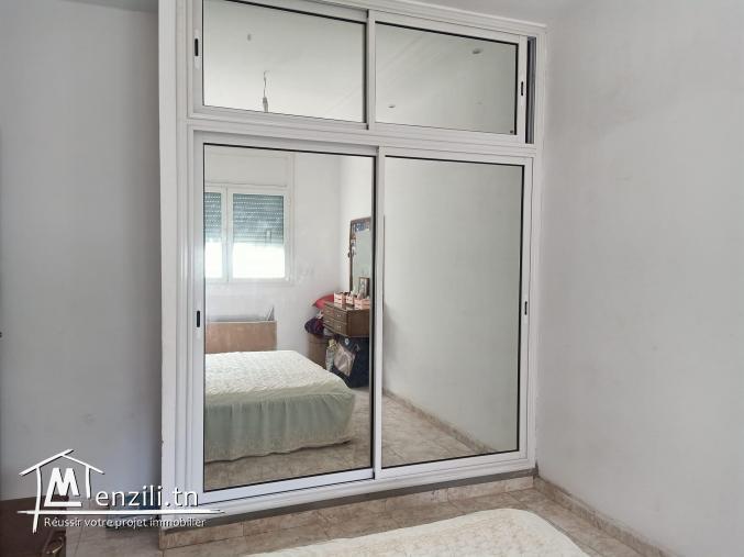 maison sur deux niveaux indépendants avec deux garages