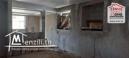 Immeuble Borgo à Vendre à La Soukra