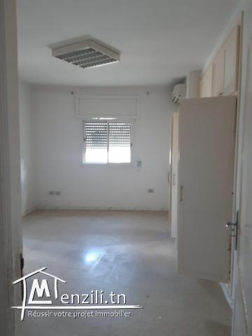 للبيع شقق في دار علوش وسط لبلاد موقع إستراتيجي رائع