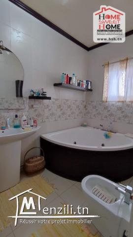 Etage de Villa Shams à Vendre à Rades Méliane