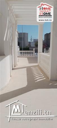 Bureau Kaylan à Louer aux Berges du Lac 1