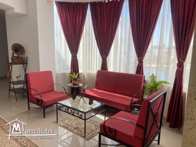 Charmante villa avec piscine à 300 mètres de la mer, à Djerba