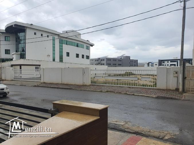 Terrain 1096m² Megrine Saint gobain