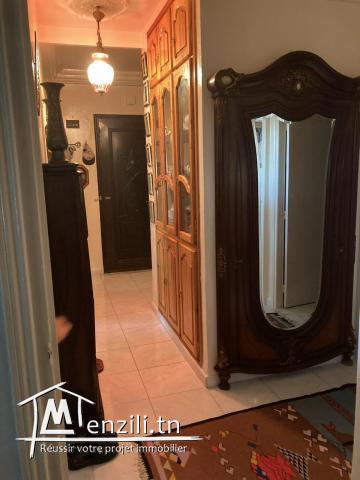 Appartement S+3 rénové à Mourouj 3