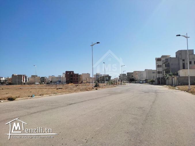 Terrain viabilisé et constructible à vendre à AFH Mrezga51355351