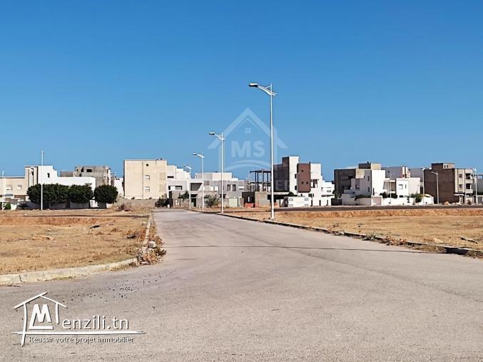 Terrain viabilisé et constructible à vendre à AFH Mrezga51355351