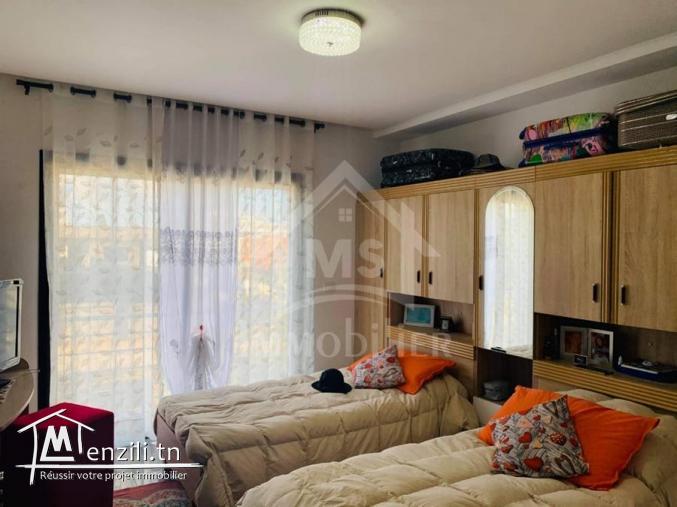 Appartement S+2 meublé à vendre à Sidi Mahrsi 51355351