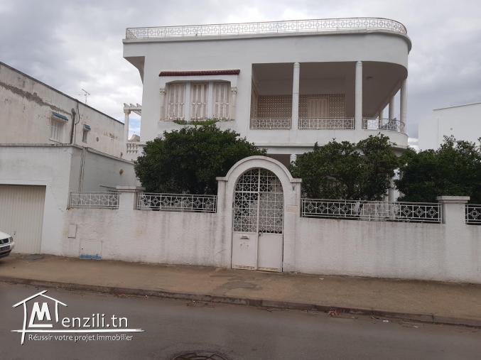 A vendre villa au bardo