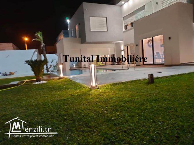 Gammarth village quartier résidentiel A vendre villa neuve haut Standing