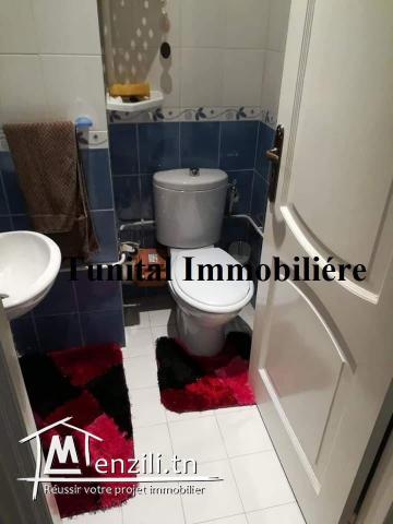 A vendre appartement a l'Aouina dans une résidence trés calme