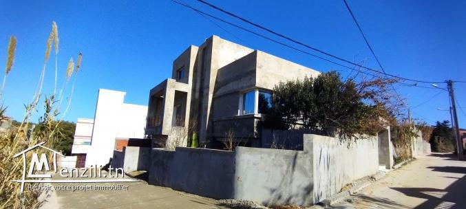 Villa emplacement stratégique