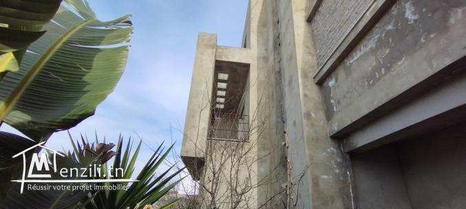 Villa emplacement stratégique