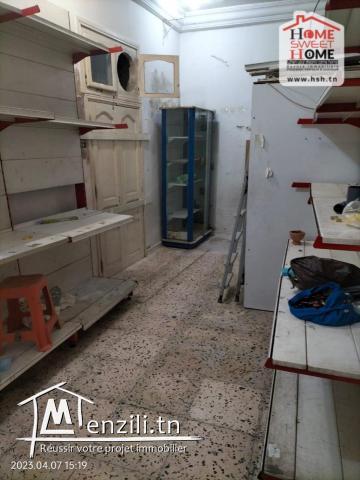 Local Londres à Louer à Centre ville Tunis